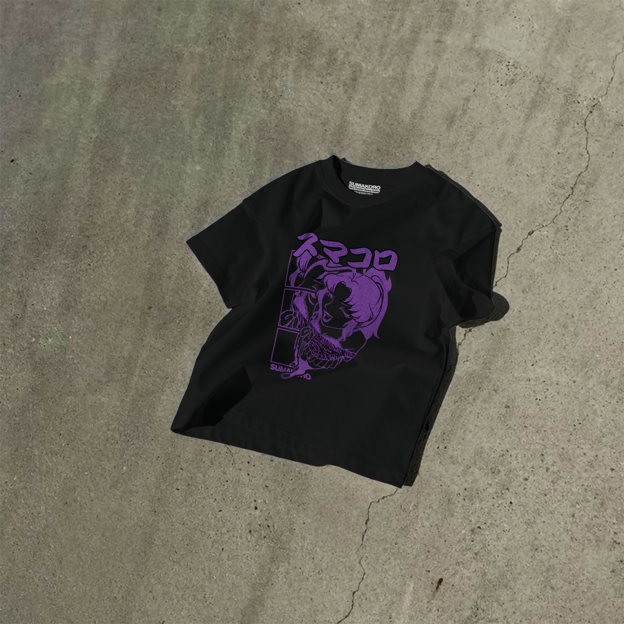 Close up Nami Tee